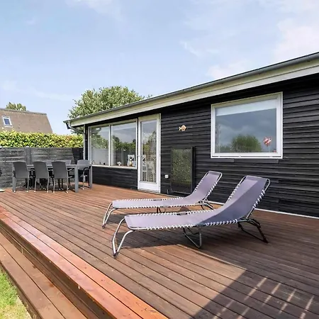 Idyllic Summer House Close To Water And Nature * Nedre Lysabild